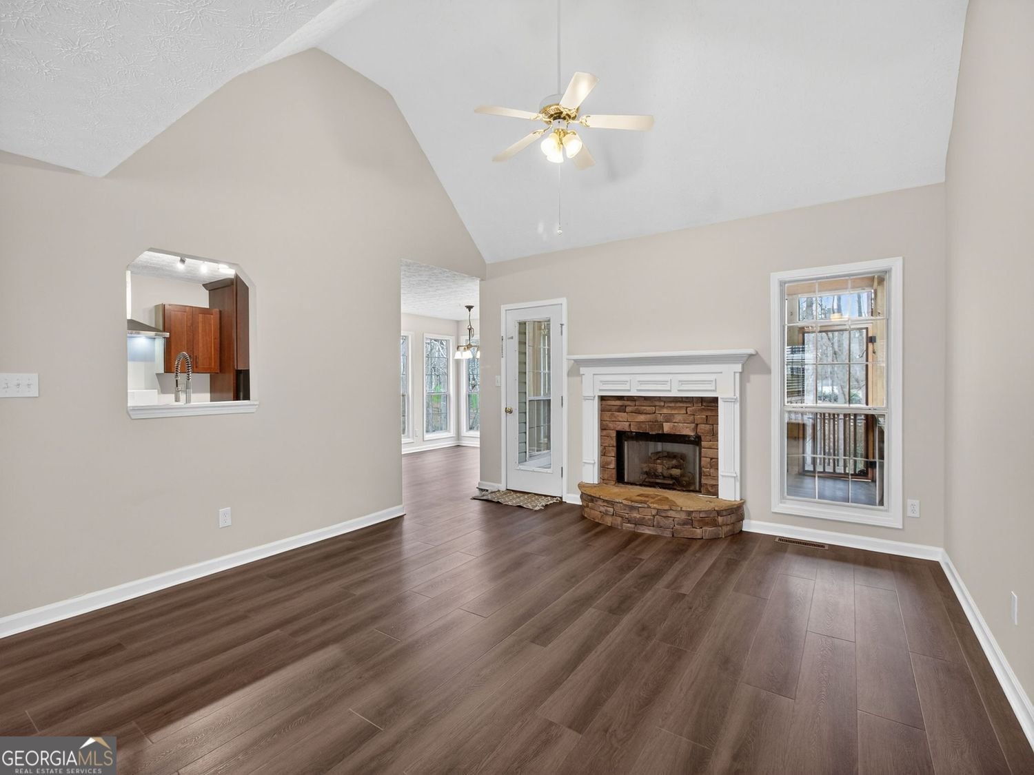 4465 Longmont Drive Cumming - Photo 12