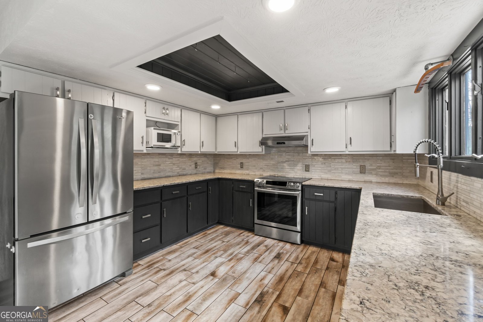 5530 Bourbon Drive Gainesville - Photo 9