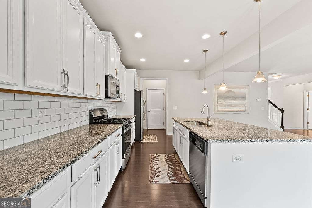 2415 Matlin Way Buford - Photo 20