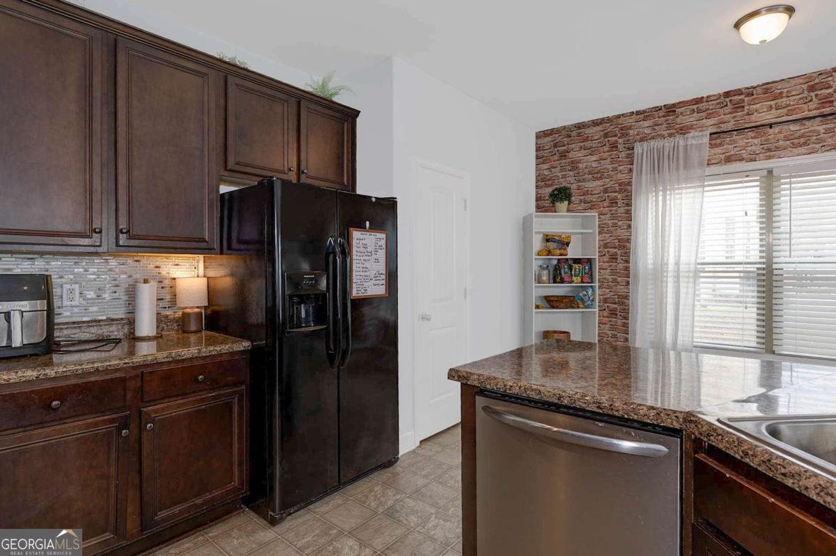 147 Stocks Circle West Point - Photo 14