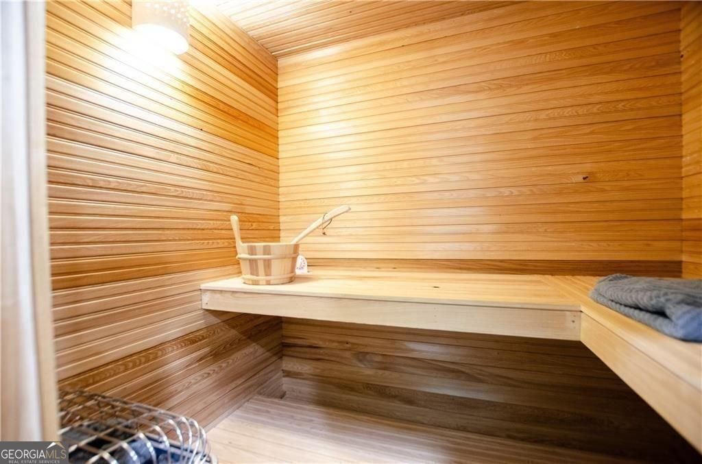 1331 Barrows Grove Road Madison - Photo 17