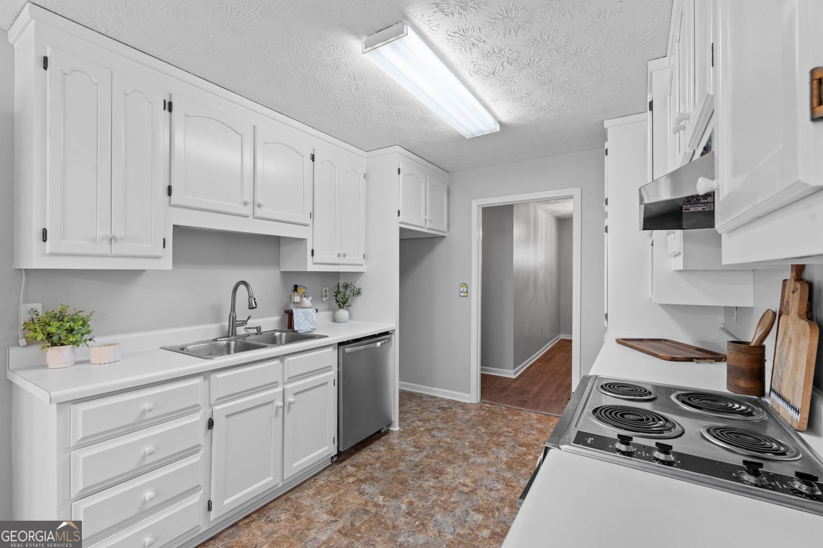 1487 Queen Anns Lane Macon - Photo 11