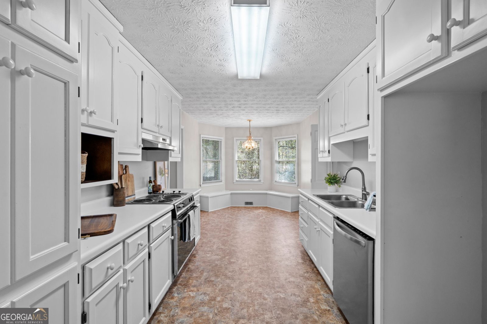 1487 Queen Anns Lane Macon - Photo 12