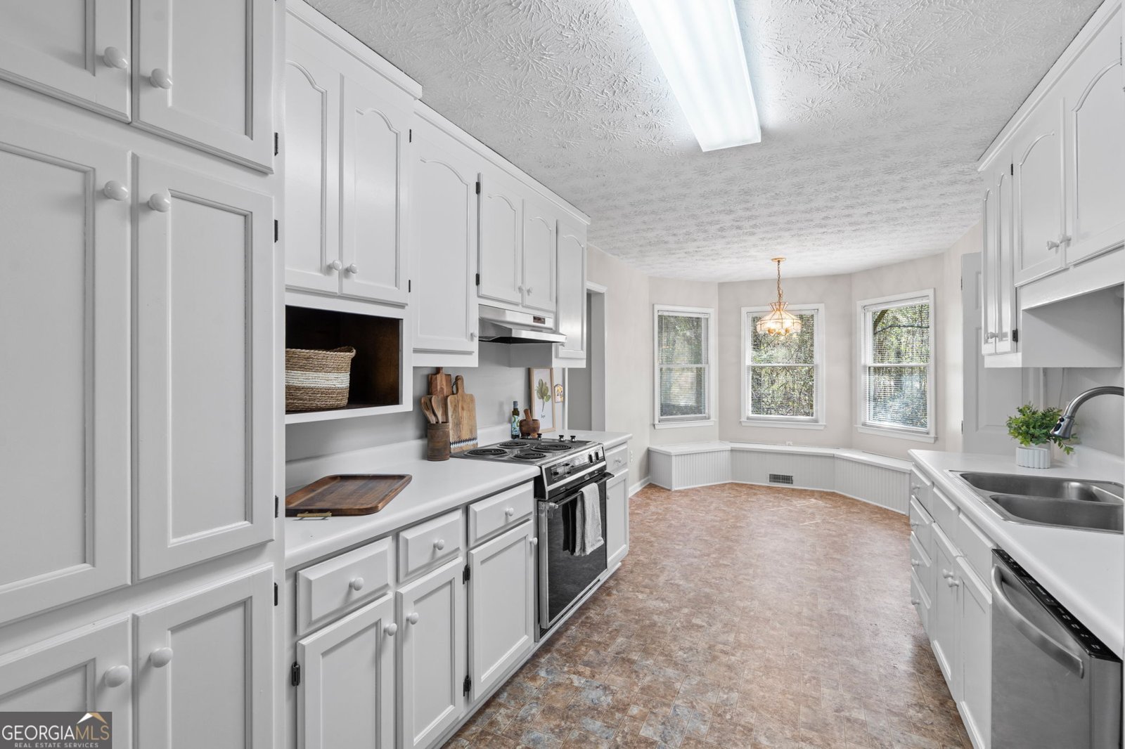 1487 Queen Anns Lane Macon - Photo 9