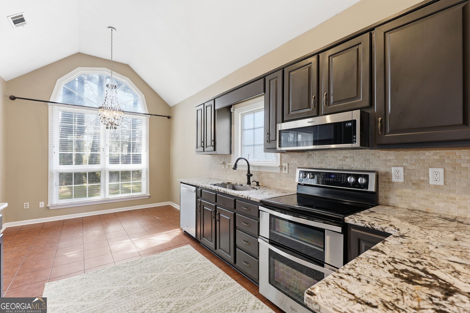 4825 Jones Bridge Woods Drive Johns Creek - Photo 14