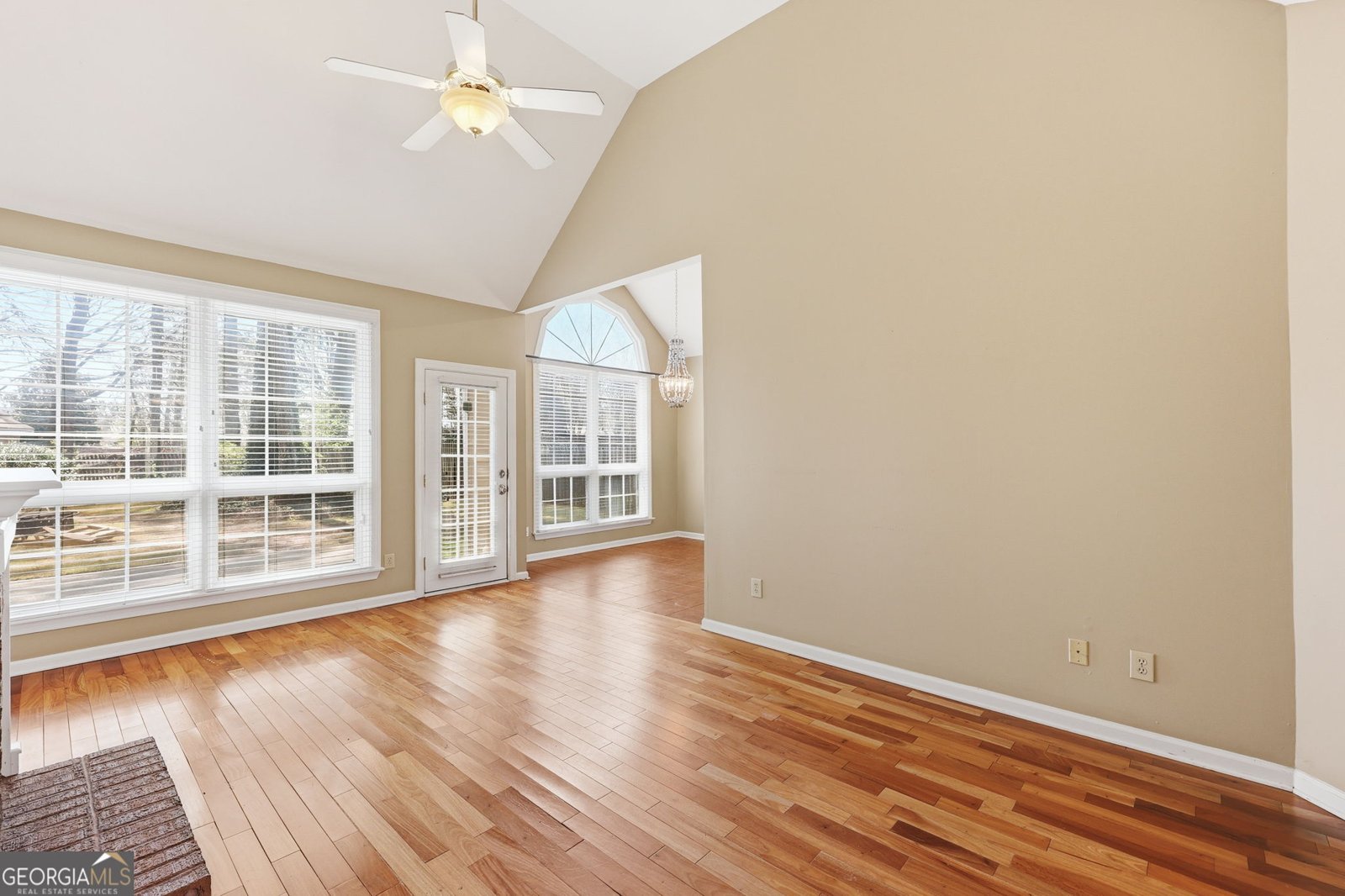 4825 Jones Bridge Woods Drive Johns Creek - Photo 8