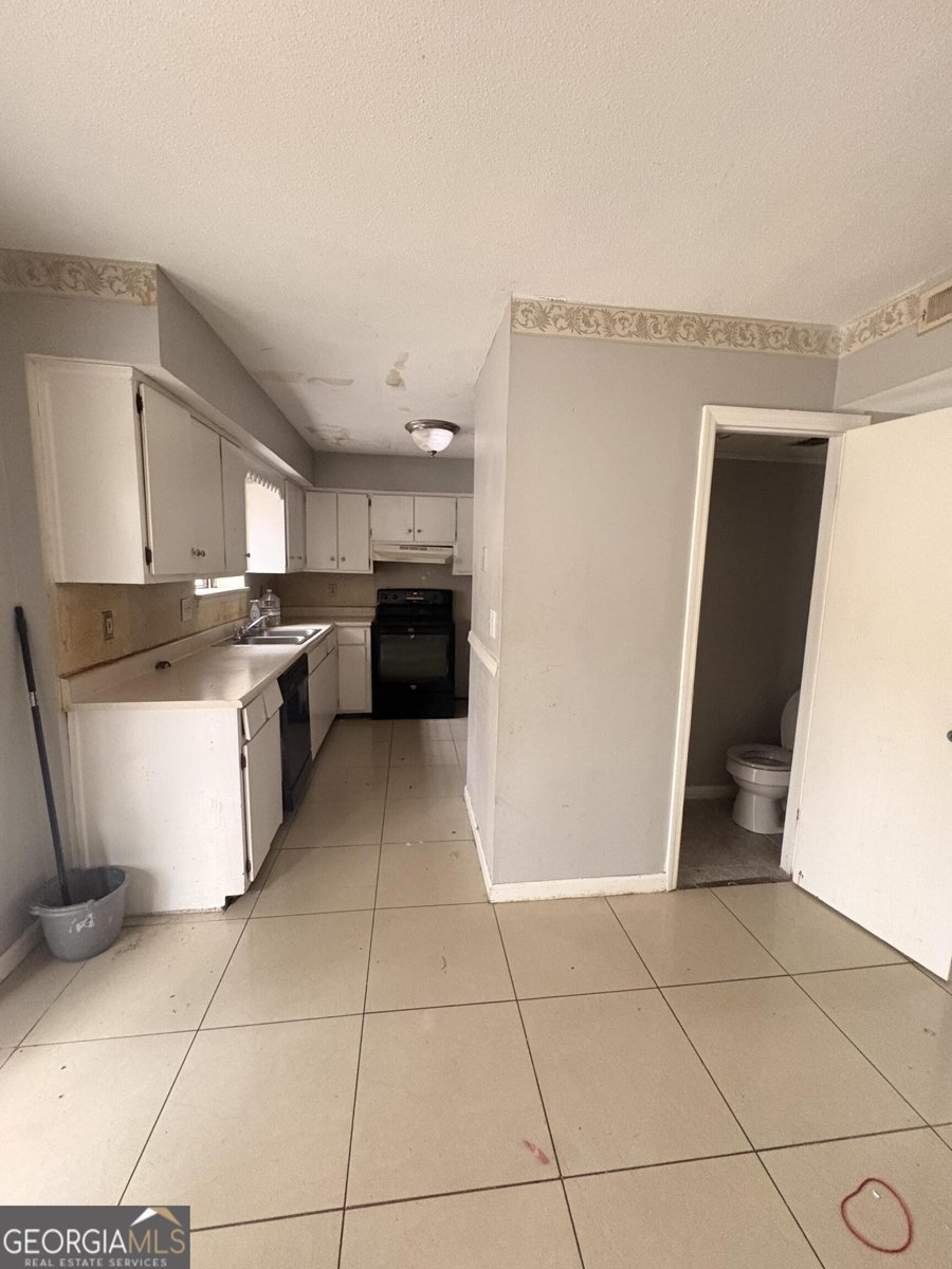 1427 Stone Mill Trace Stone Mountain - Photo 7