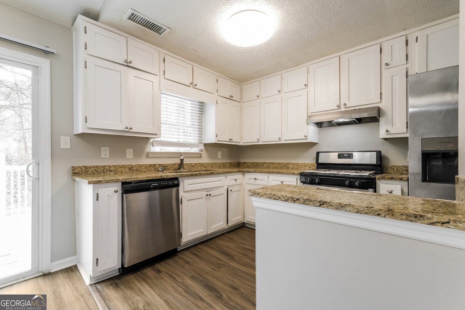 7237 Angie Court Riverdale - Photo 9