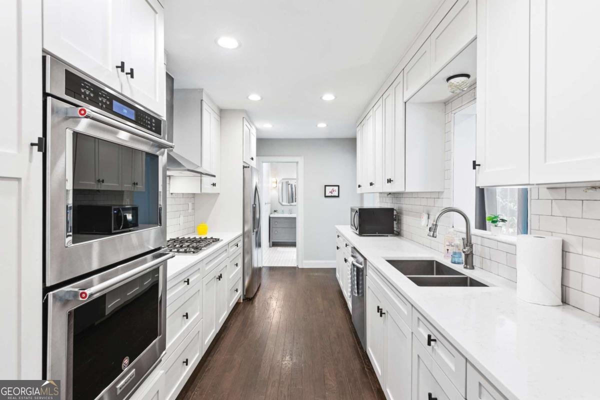 1257 Briar Hills Drive Atlanta - Photo 17