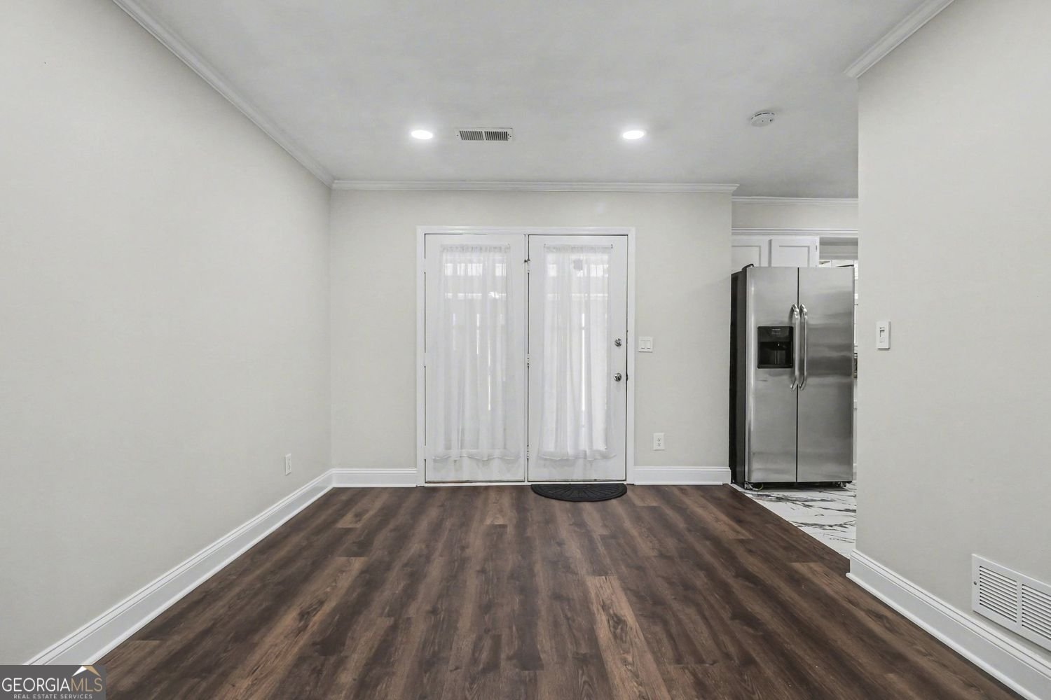 161 Holcomb Ferry Road Roswell - Photo 6