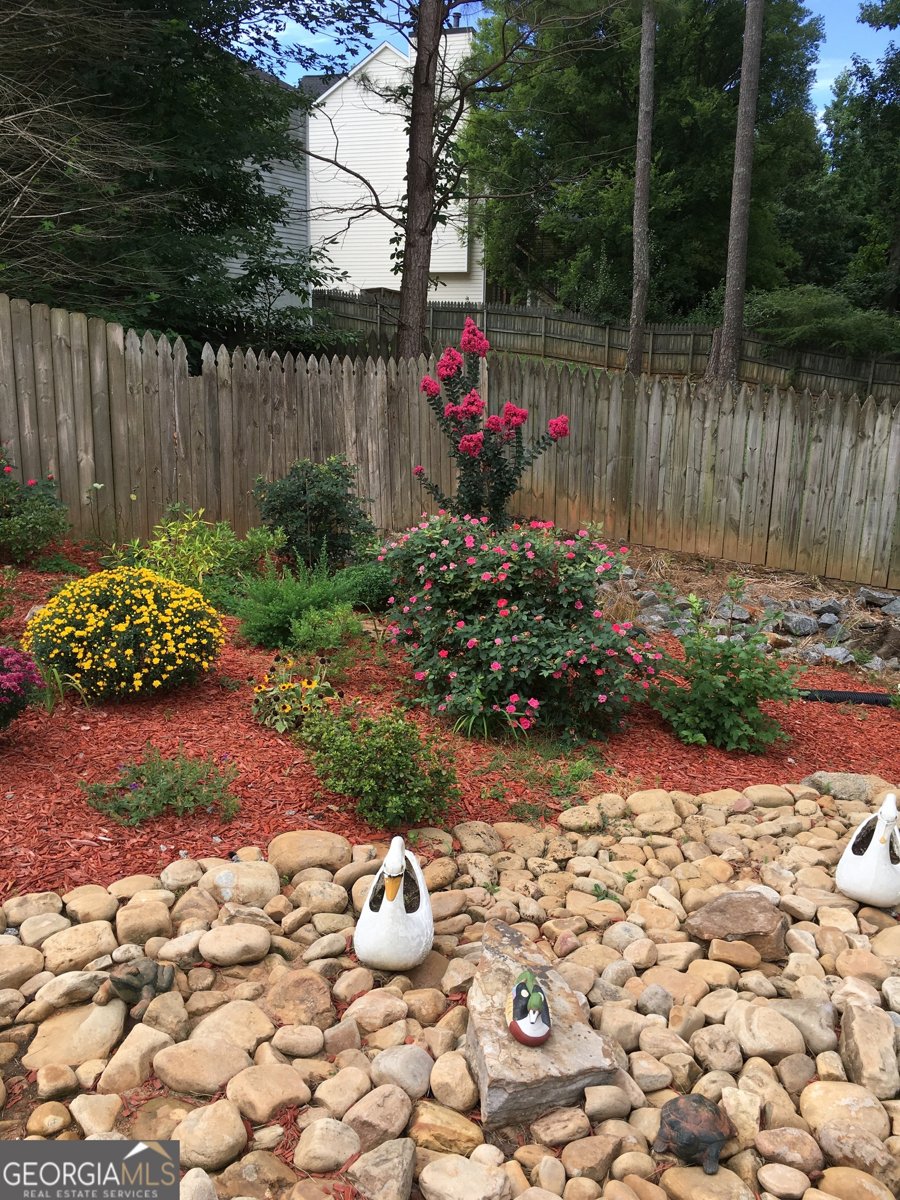 2203 Loudon Lane Kennesaw - Photo 6