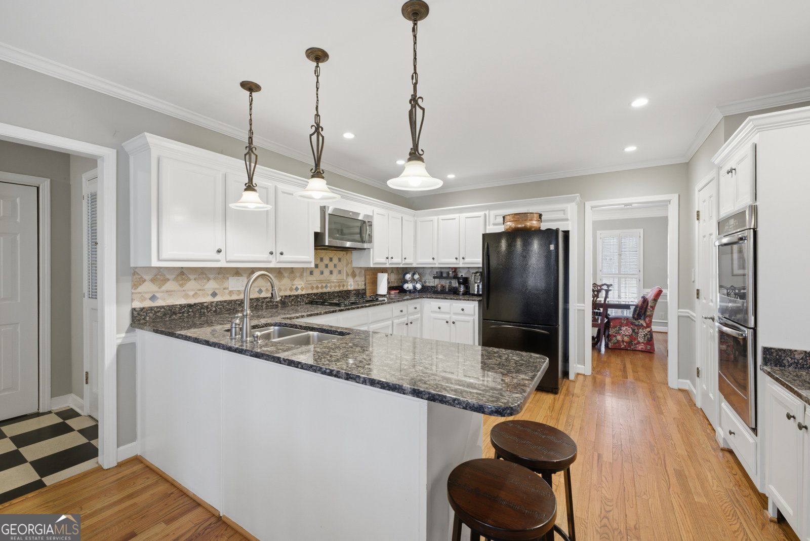 10985 Wilshire Chase Drive Johns Creek - Photo 12