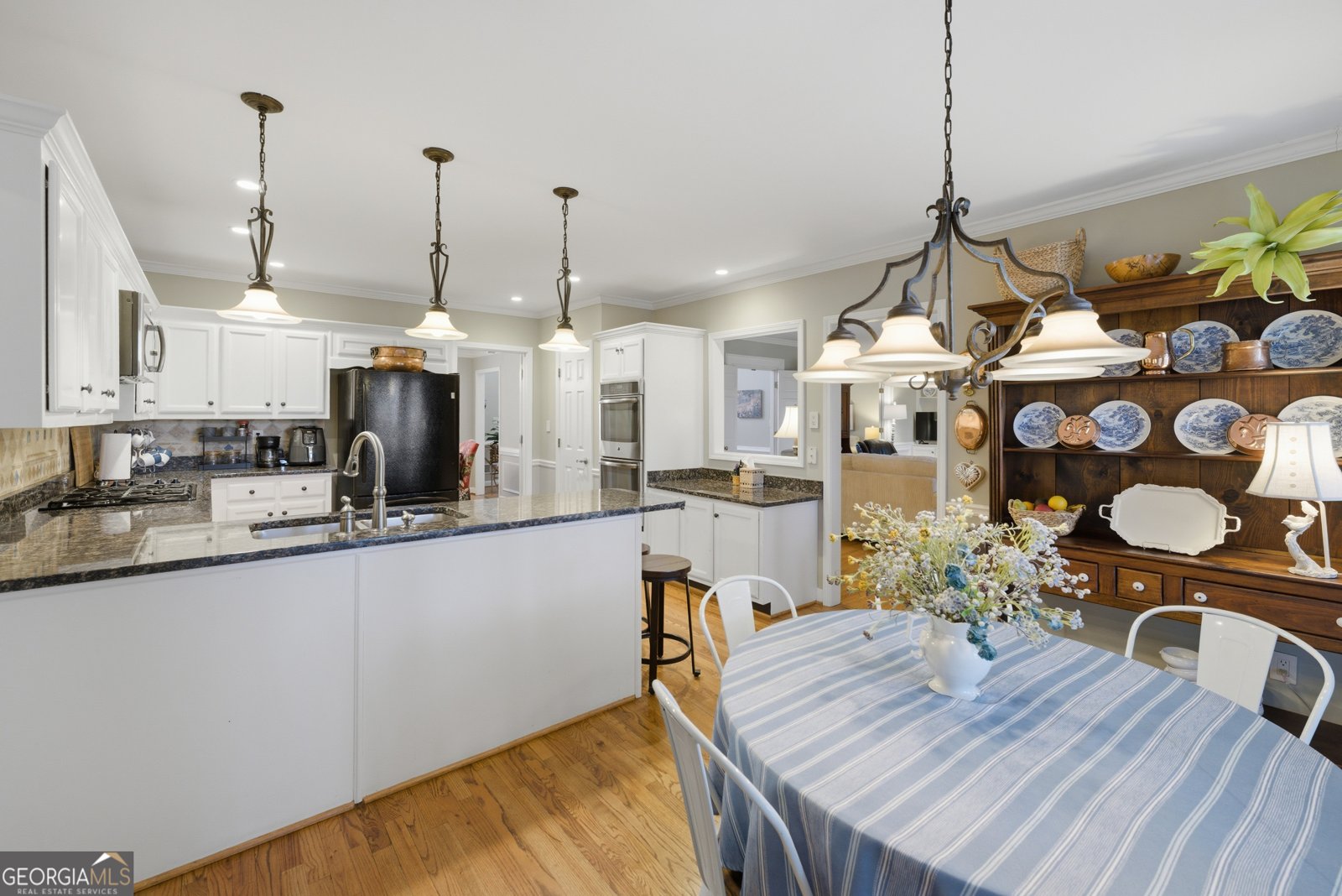 10985 Wilshire Chase Drive Johns Creek - Photo 16