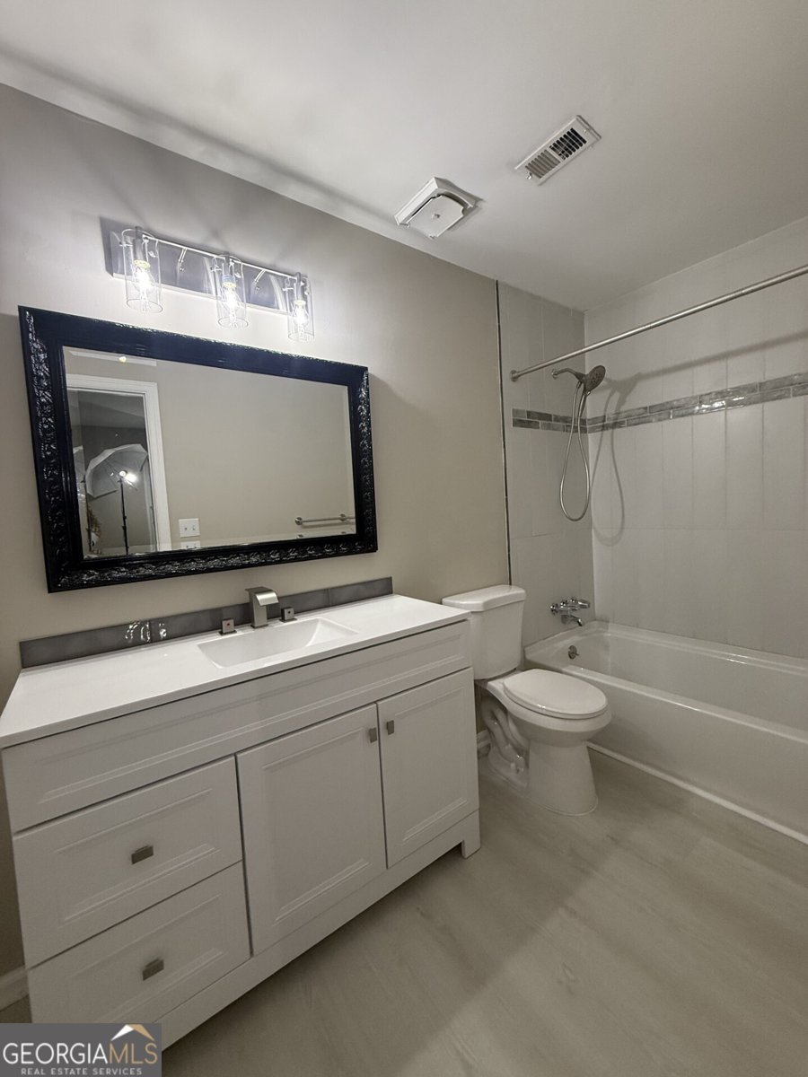 2436 NORTHLAKE Court Atlanta - Photo 7