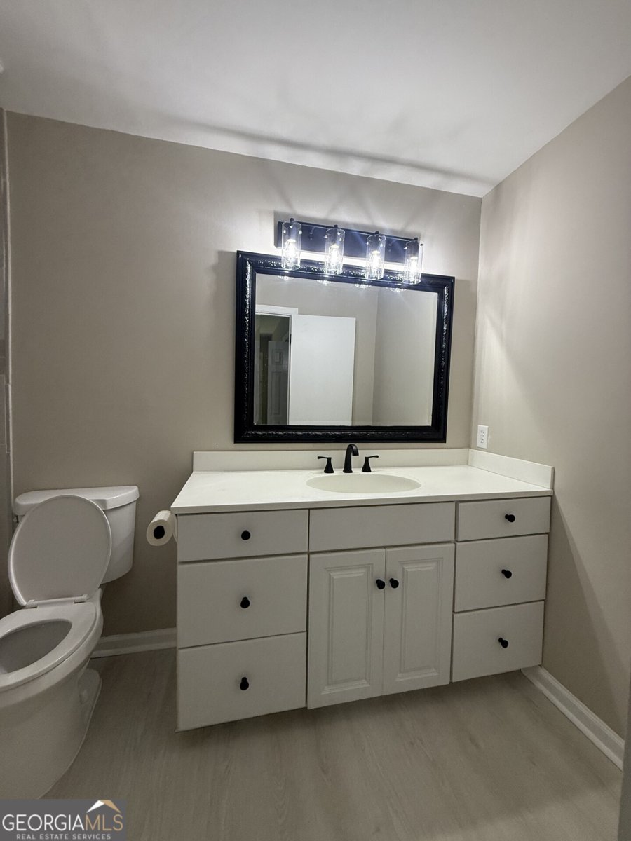 2436 NORTHLAKE Court Atlanta - Photo 9