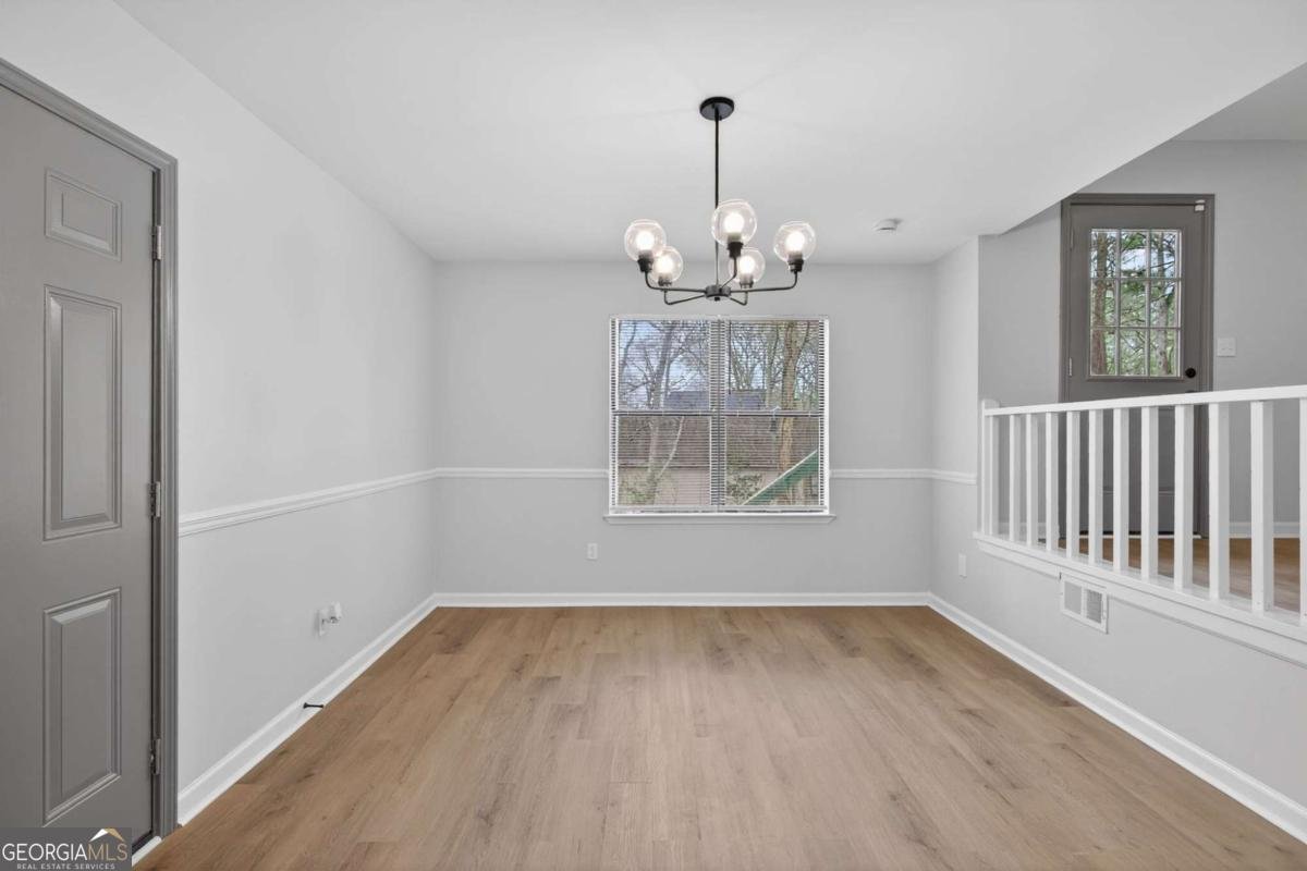 6573 River Glen Dr Riverdale - Photo 11