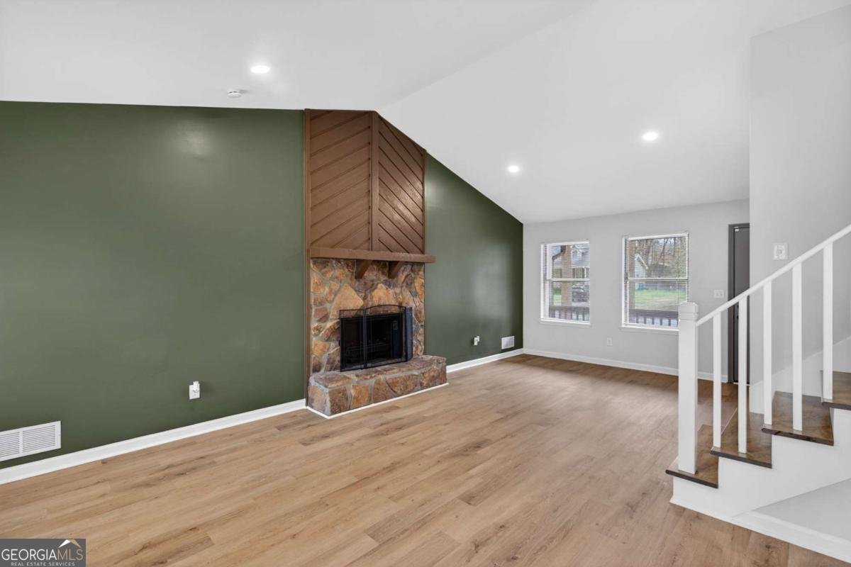 6573 River Glen Dr Riverdale - Photo 8