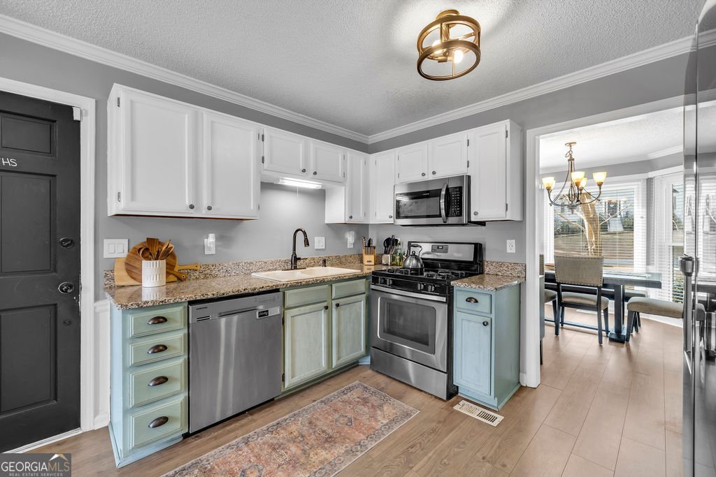 119 Radford Circle Marietta - Photo 8