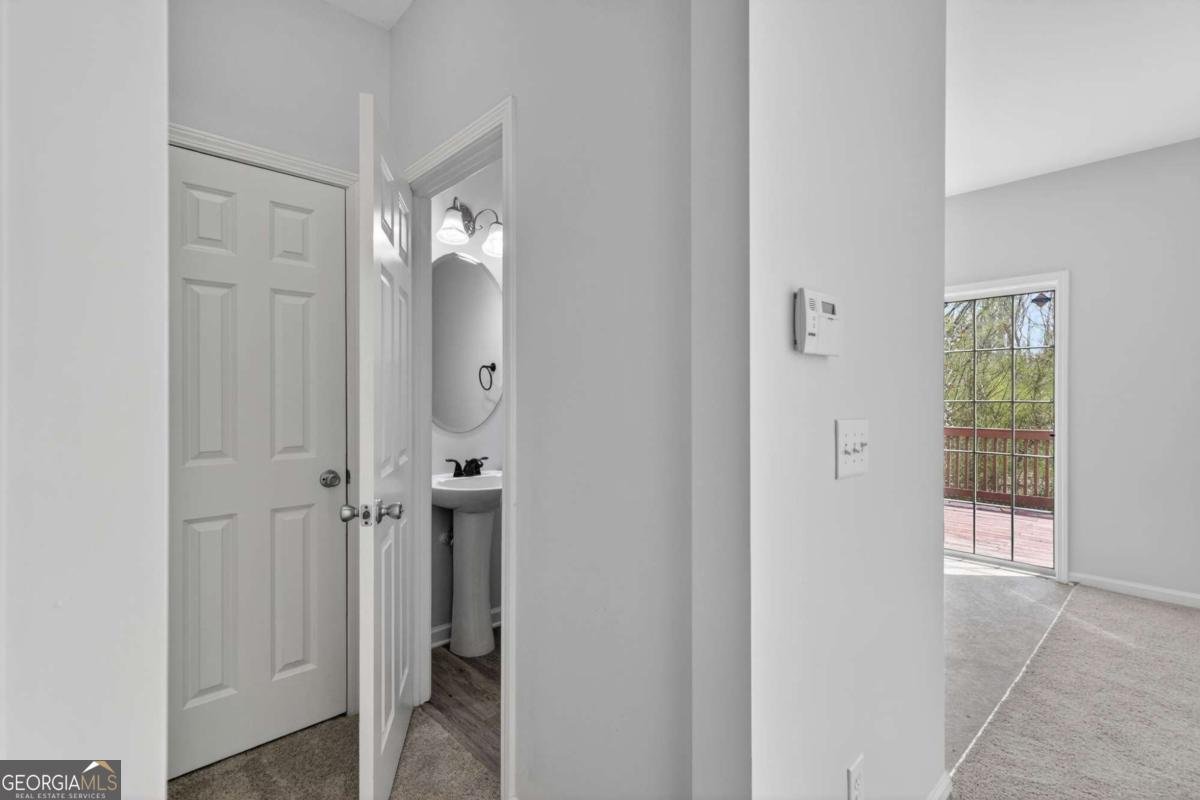 6640 Grove Crossing Court Cumming - Photo 29