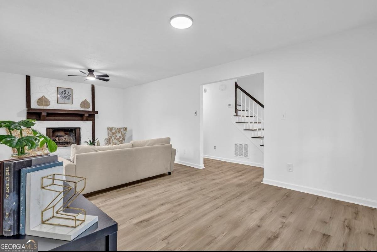 7436 Dartmouth Riverdale - Photo 6