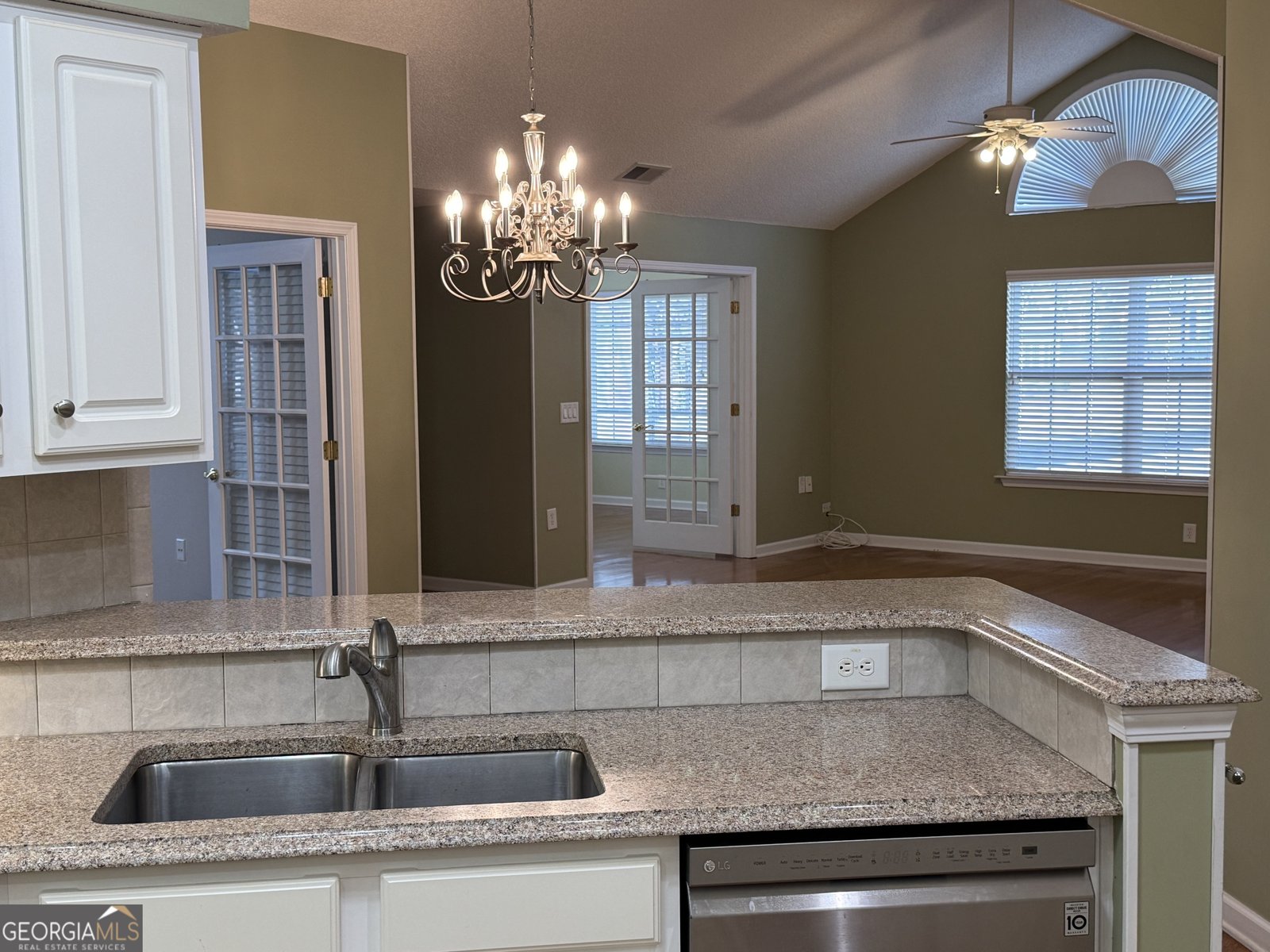 1101 Sweet Apple Circle Alpharetta - Photo 6