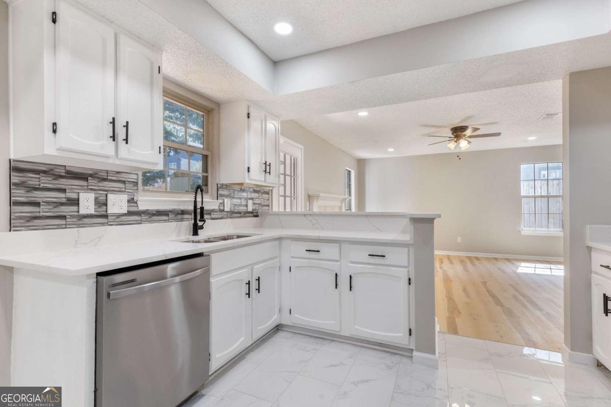 1321 Sweet Woods Drive Lawrenceville - Photo 10