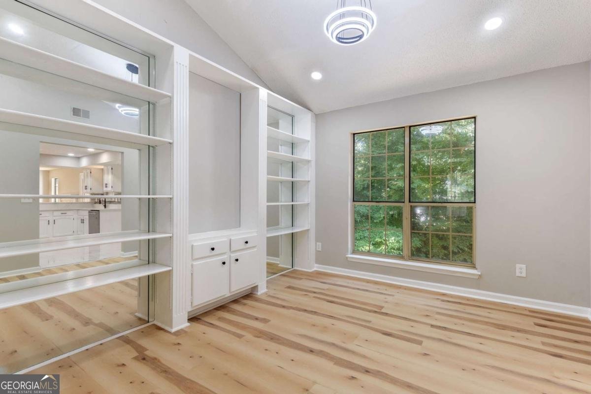 1321 Sweet Woods Drive Lawrenceville - Photo 8