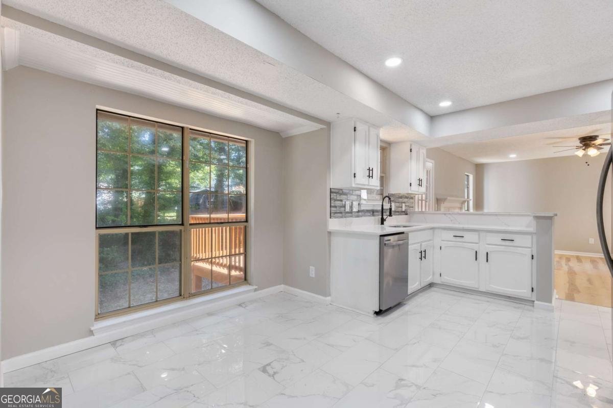 1321 Sweet Woods Drive Lawrenceville - Photo 9