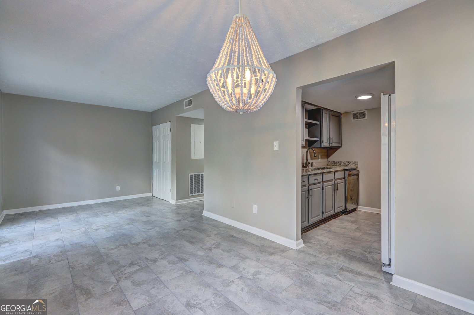 738 Dunaire Way Jonesboro - Photo 18