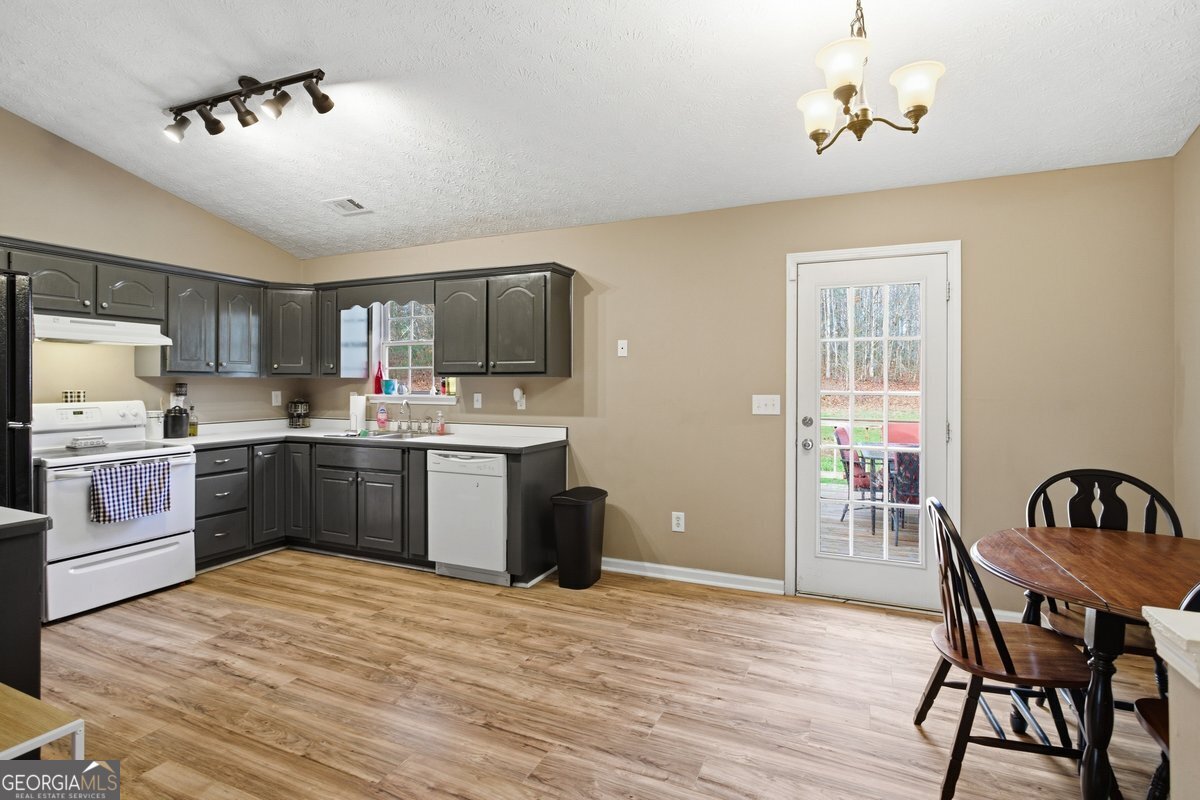 170 Hunters Trace Covington - Photo 15