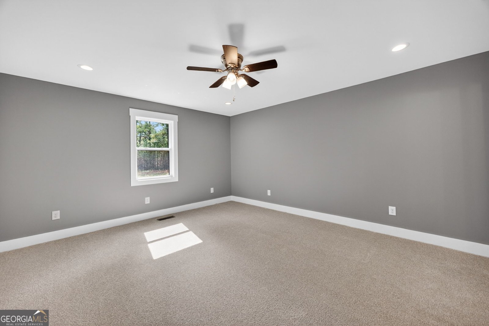 137 Buck Road Gray - Photo 18