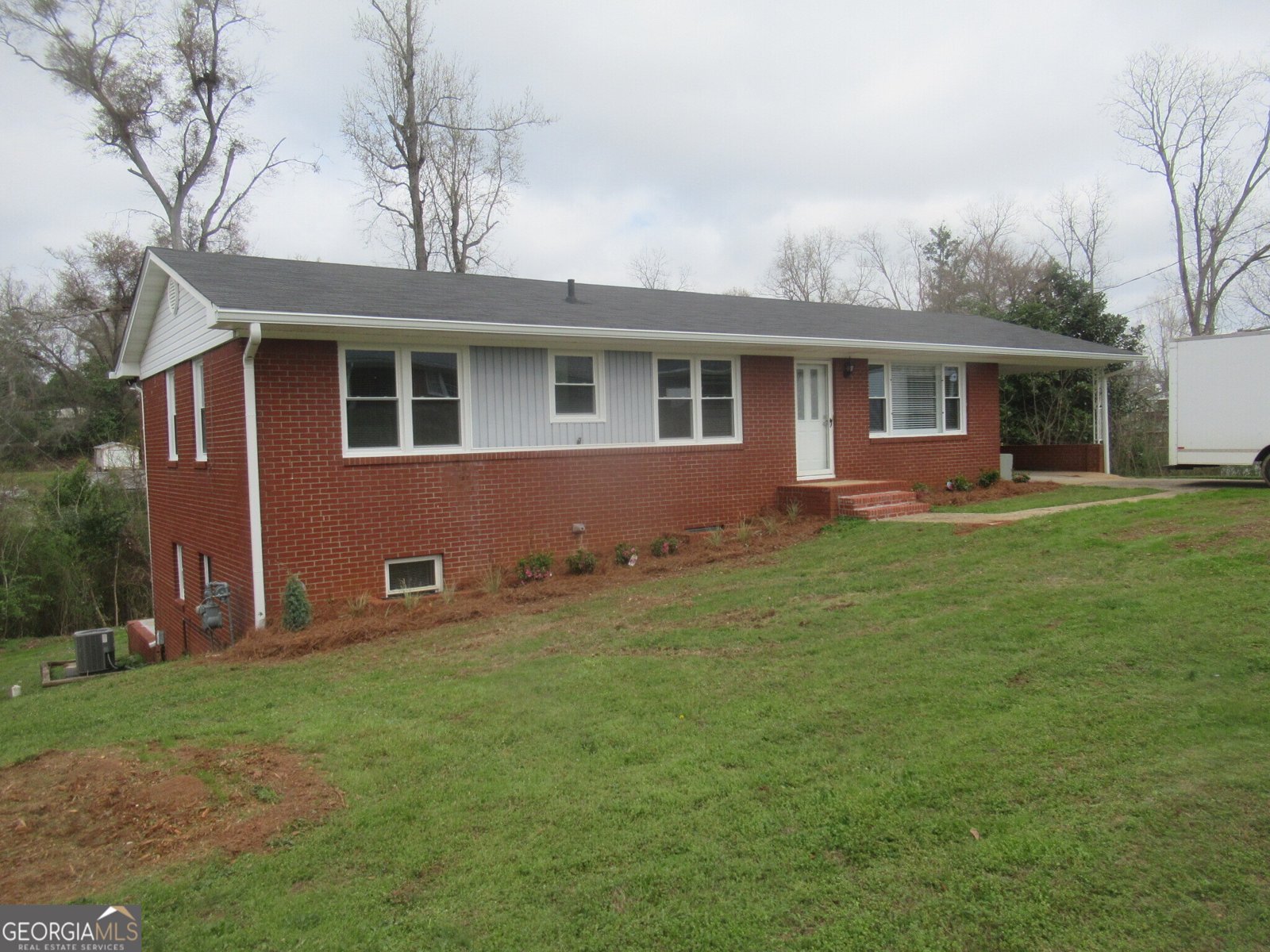 7 Linden Drive Newnan - Photo 1