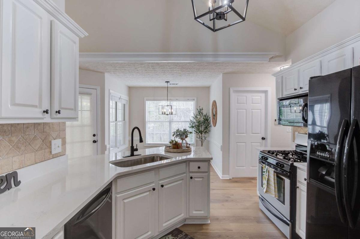 727 Bostonian Way Lawrenceville - Photo 10