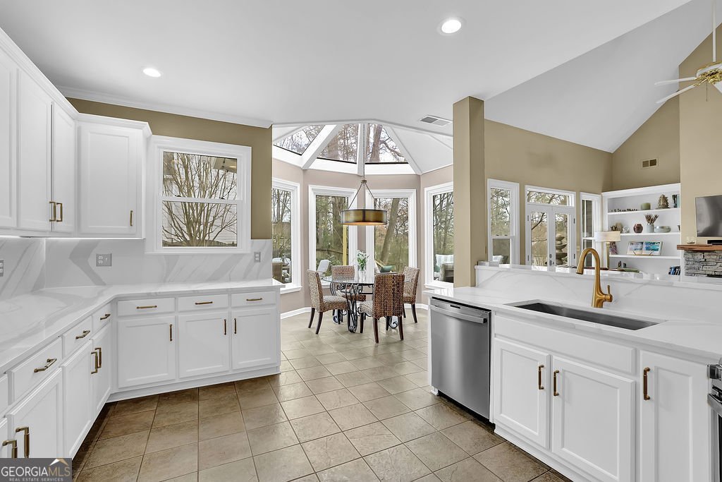 1258 Channel Park Marietta - Photo 18