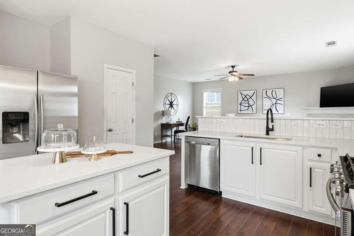 5425 Fieldfreen Drive Cumming - Photo 7