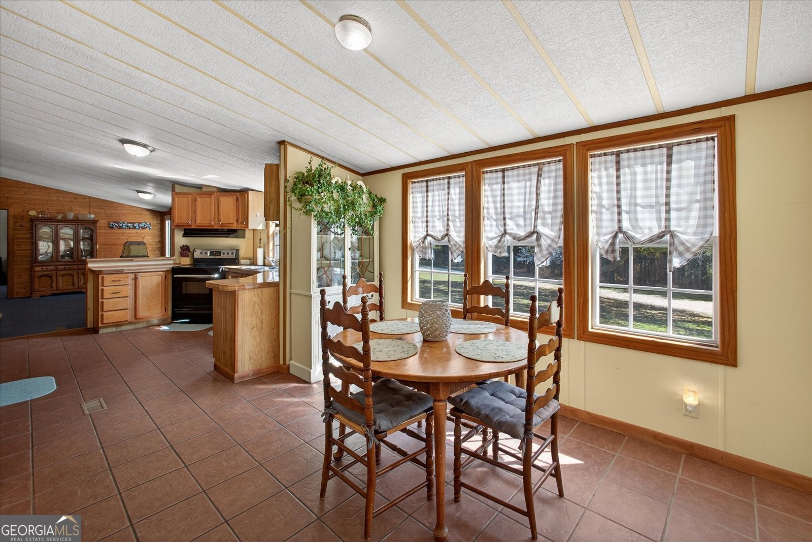 395 Winchester Road Sylvania - Photo 21