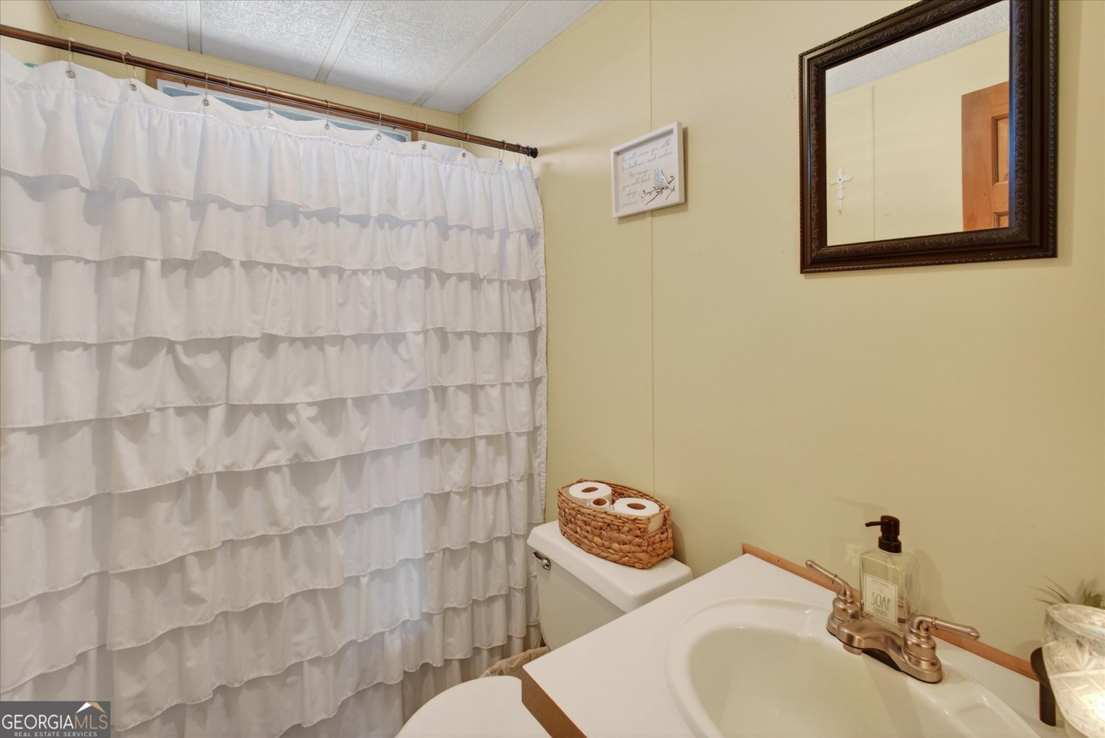 395 Winchester Road Sylvania - Photo 22