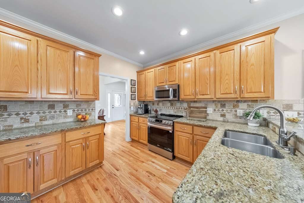 1498 Pinyan Lane Canton - Photo 16