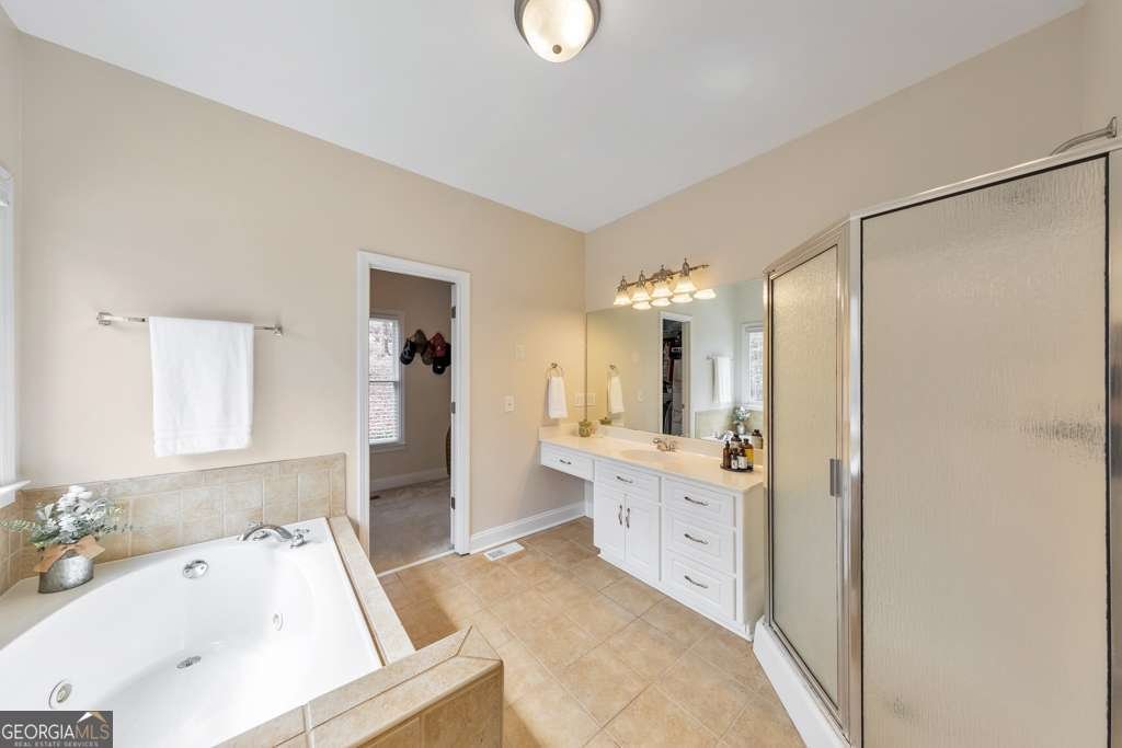 1498 Pinyan Lane Canton - Photo 8