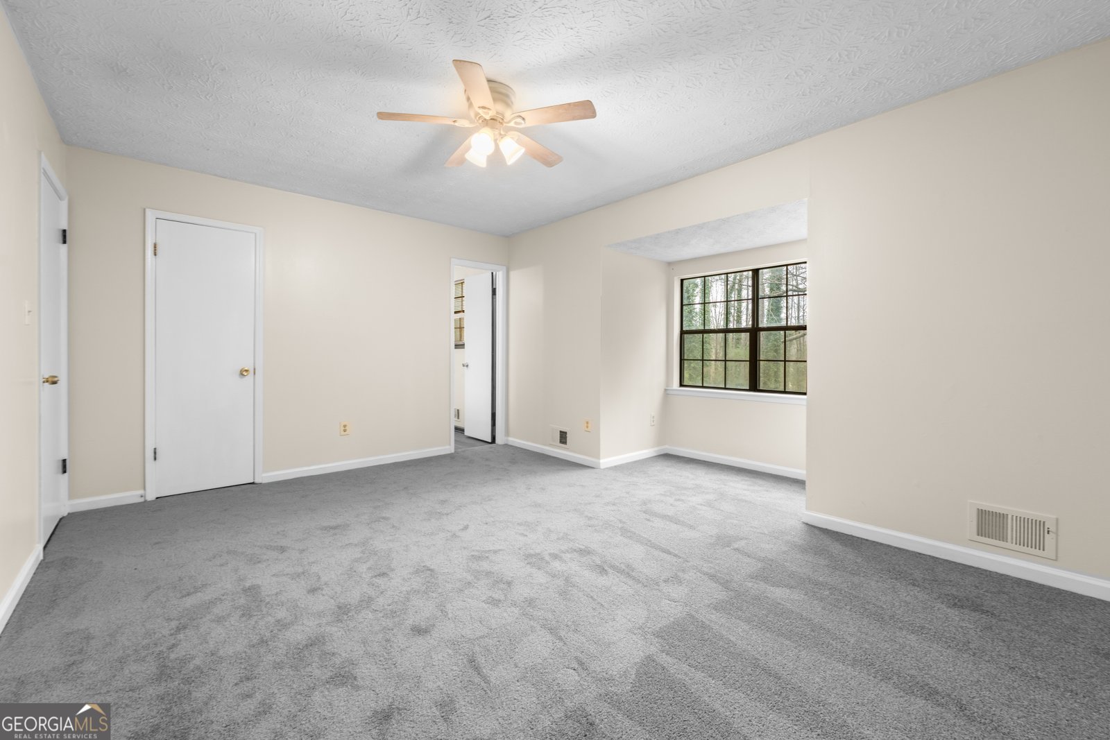 127 Fairview Way Stockbridge - Photo 18