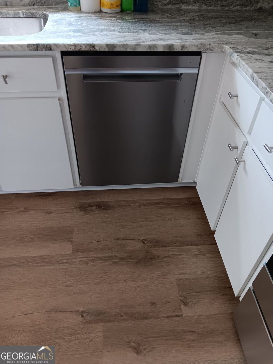 639 Bonnie Dell Drive Marietta - Photo 9