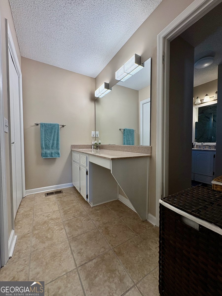 319 Greenbriar Drive Byron - Photo 15