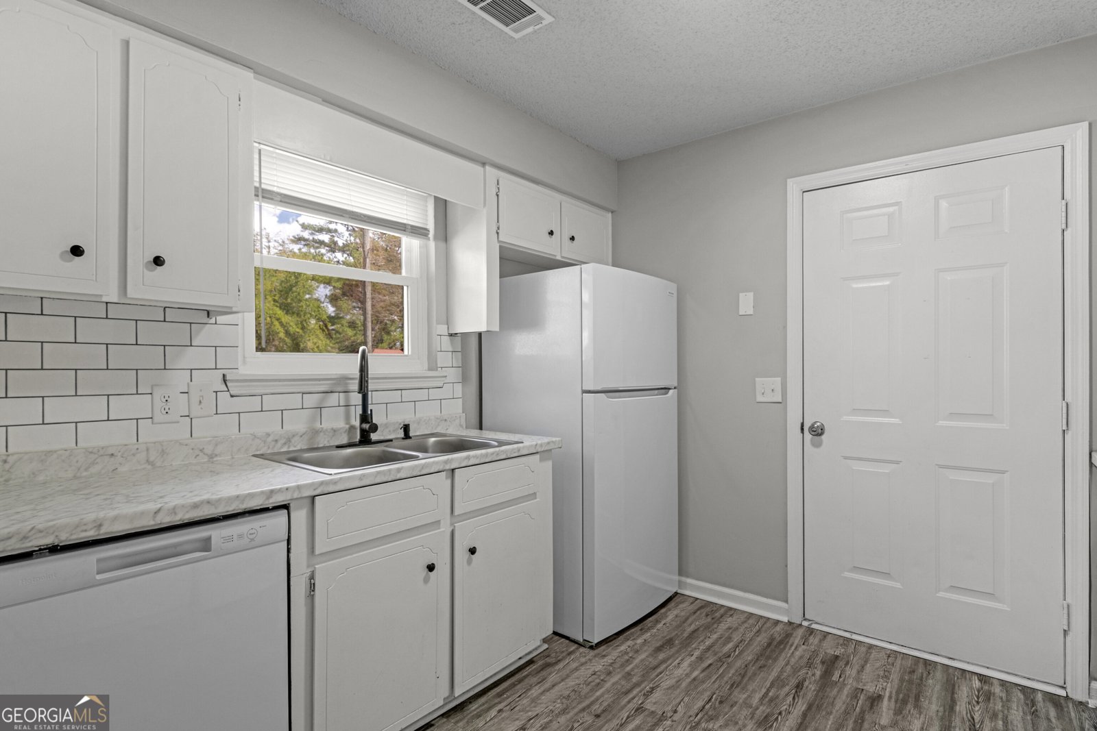 184 Sequoia Circle Hinesville - Photo 8