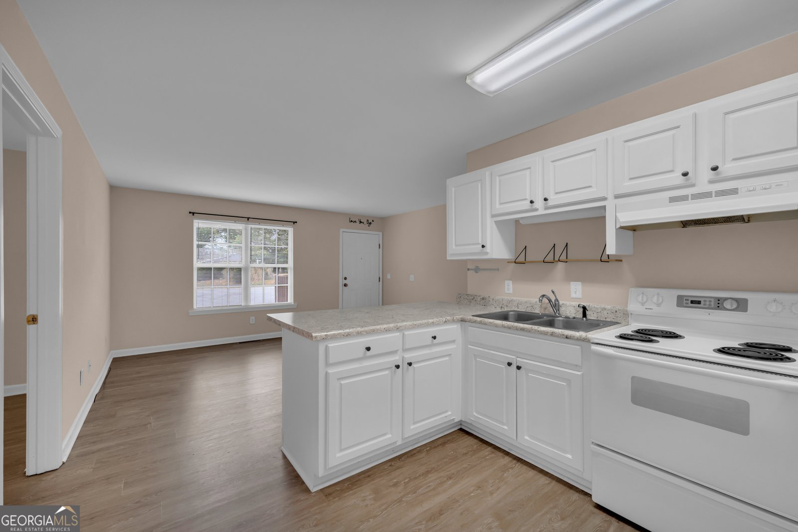 683 Grant Street Clarkesville - Photo 12