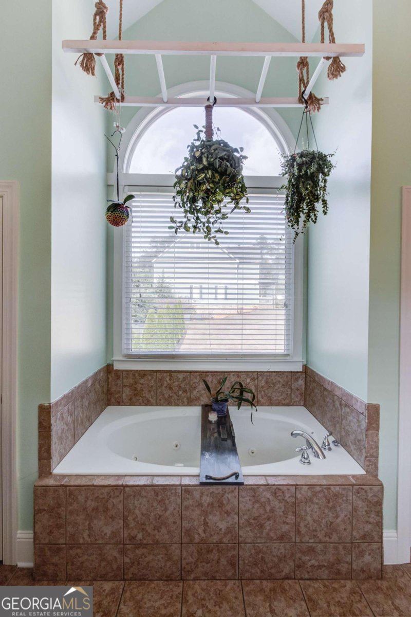 1005 Silver Thorne Drive Loganville - Photo 31