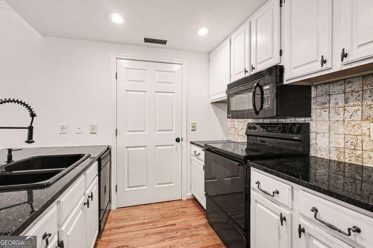 3481 Lakeside Drive Atlanta - Photo 14