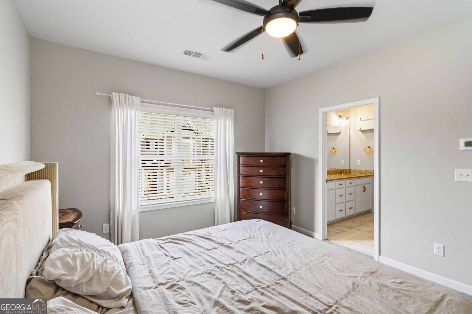 1520 Bluff Valley Circle Gainesville - Photo 12