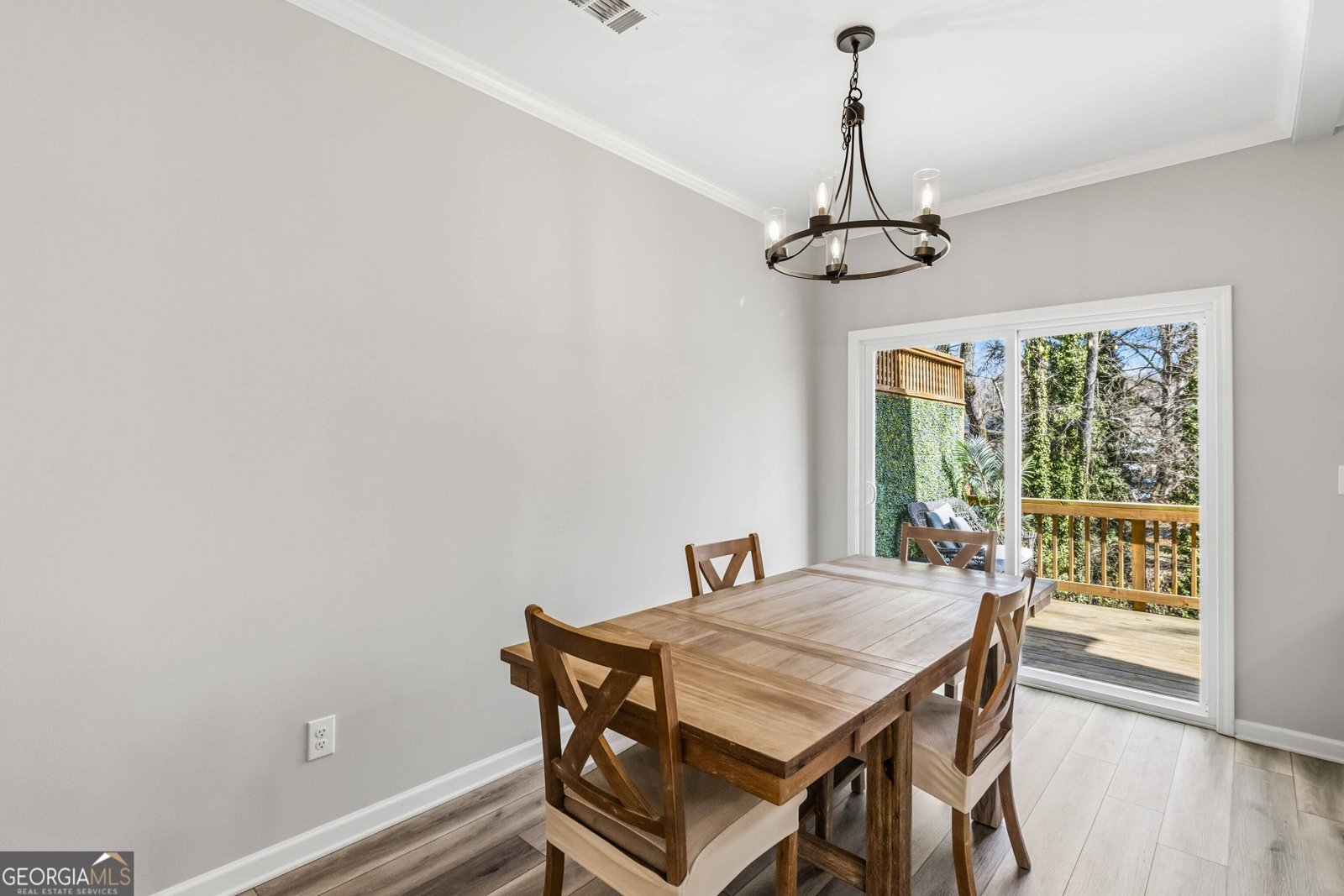 1520 Bluff Valley Circle Gainesville - Photo 9