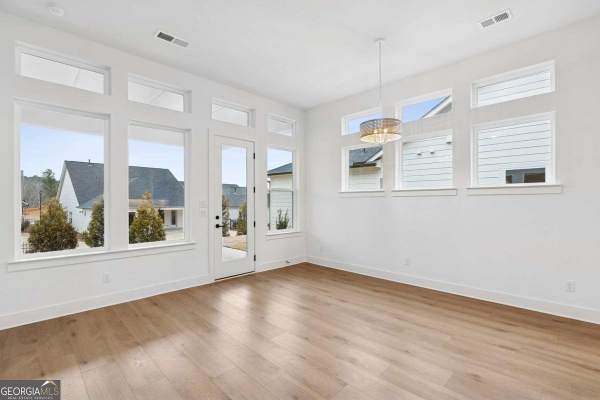 1041 Pine Bark Lane Canton - Photo 8