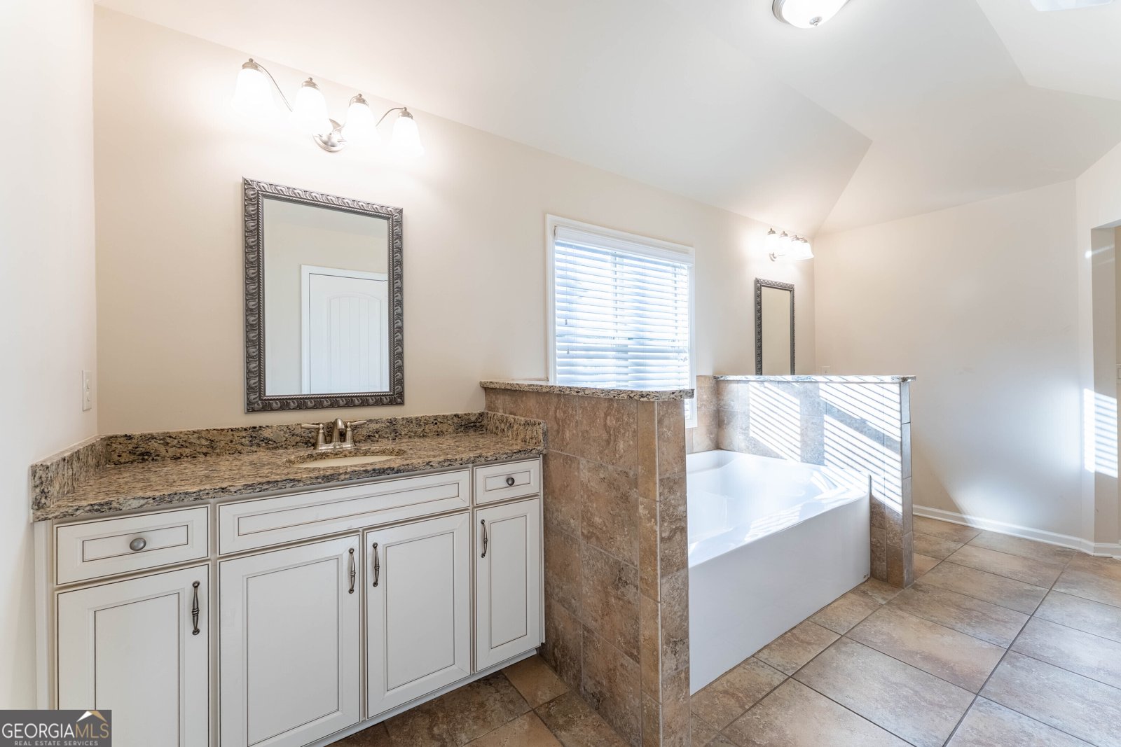 7590 Bromyard Terrace Cumming - Photo 36